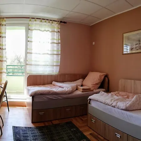 Kuglana Alimenta Hostel